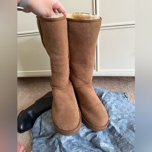 UGG Classic Tall II Boots Chestnut Size 9